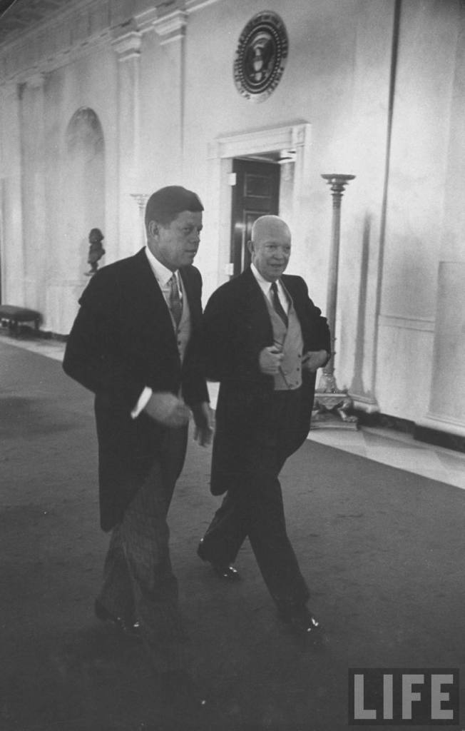 What should I wear for my wedding?