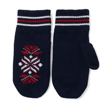 It&rsquo;s On Sale: Black Fleece Scottish cashmere snowflake mittens