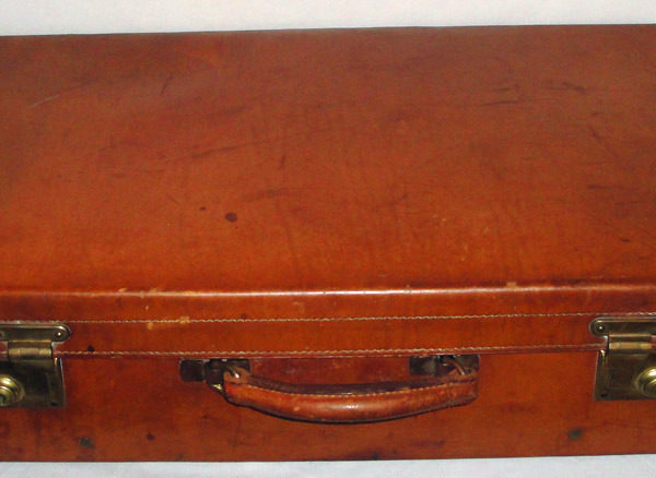 It&rsquo;s On eBay: Vintage Peal & Co. for Brooks Brothers Suitcase