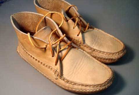 It&rsquo;s On eBay: Arrow Moccasins Trail Boot, Size 9.5-10