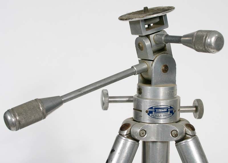 A roundup of camera accessories at Archival Clothing.