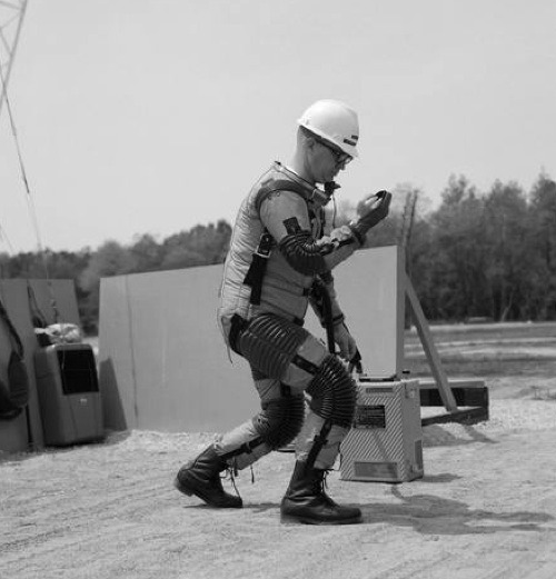 &ldquo;NASA&rsquo;s Most Excellent Outfits&rdquo; in Life