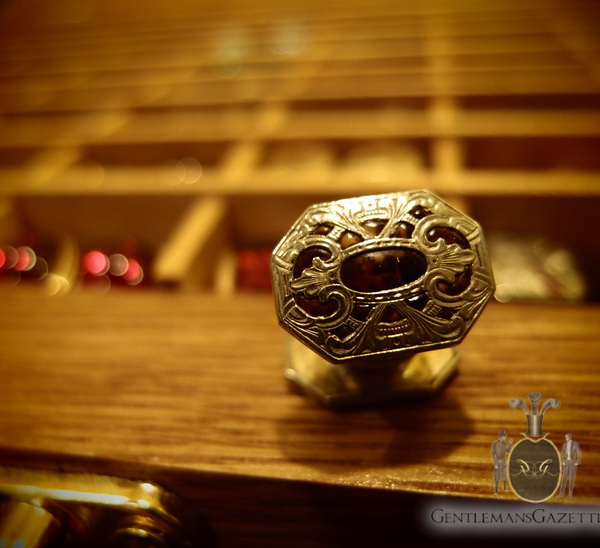 A visit to the cuff links convention at Gentleman&rsquo;s Gazette