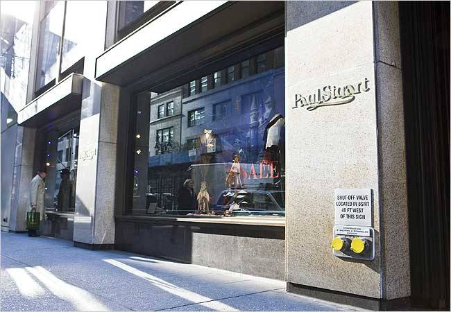 Chicago, grab one of these complimentary $50 gift cards</a> from Paul Stuart