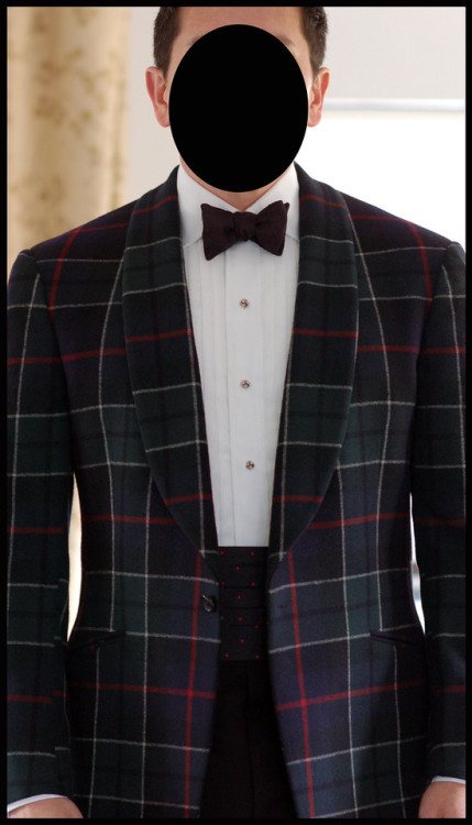 I once wore black tie to a &ldquo;gala&rdquo; theater opening