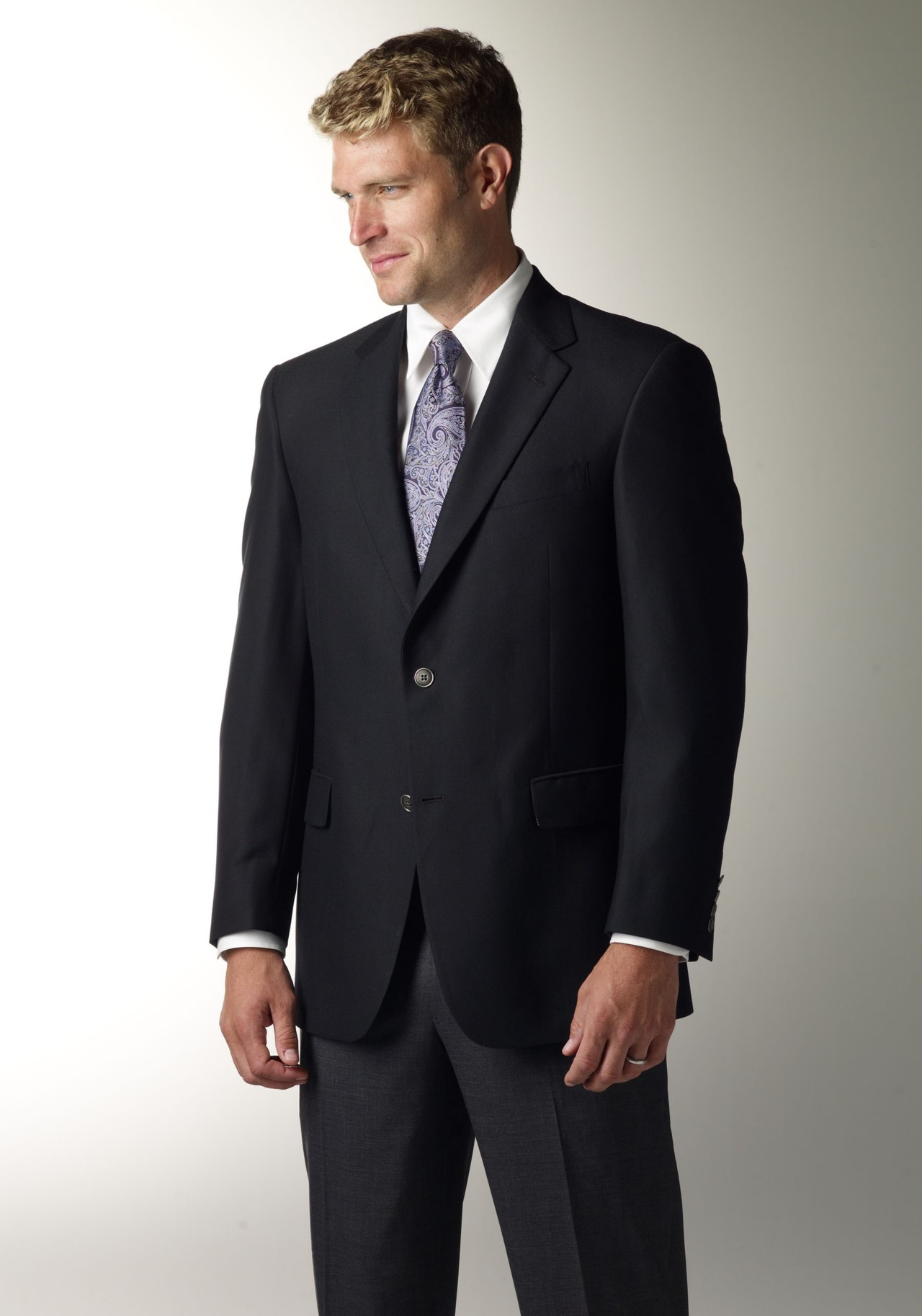 Q and Answer: What Can I Wear With A Black Blazer?