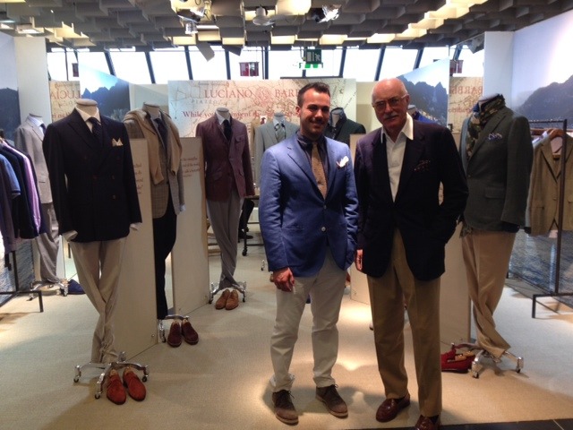 S nice comparison of two trouser silhouettes