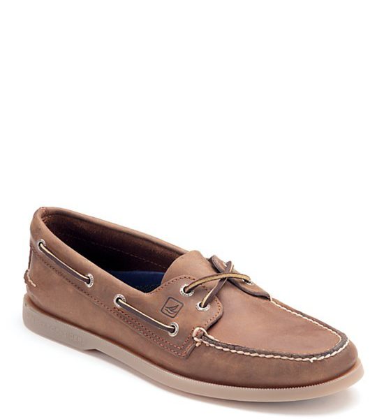 It&rsquo;s On Sales: Warm-Weather Shoes