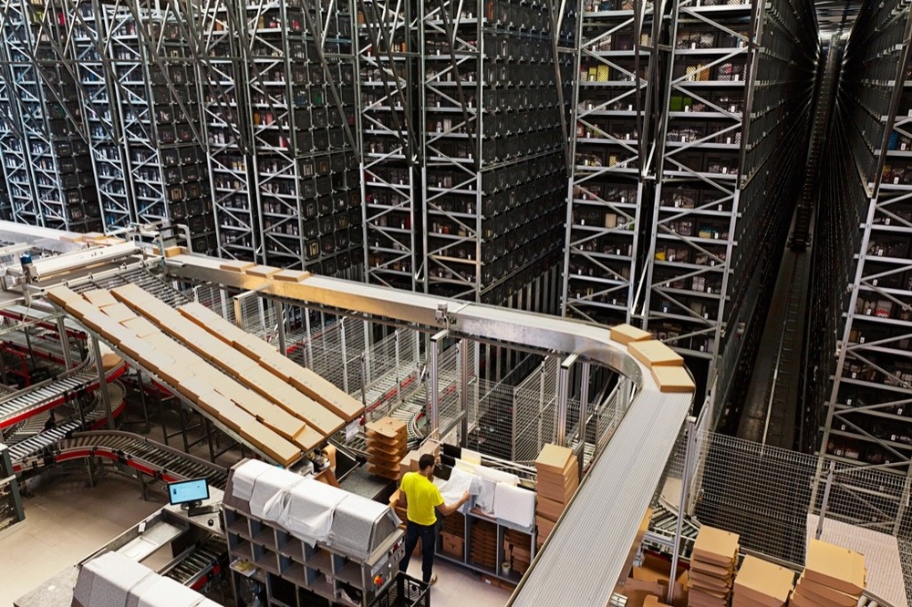 It&rsquo;s (always?) On Sale: Yoox