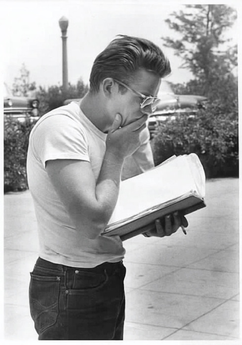 Put This On&rsquo;s Summer of White Tees 2014