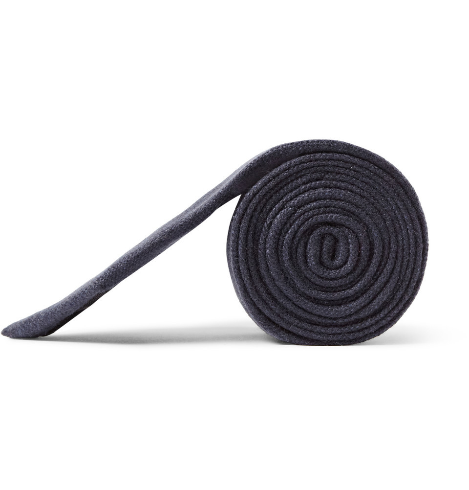 Q and Answer: How to Properly Untie a Tie