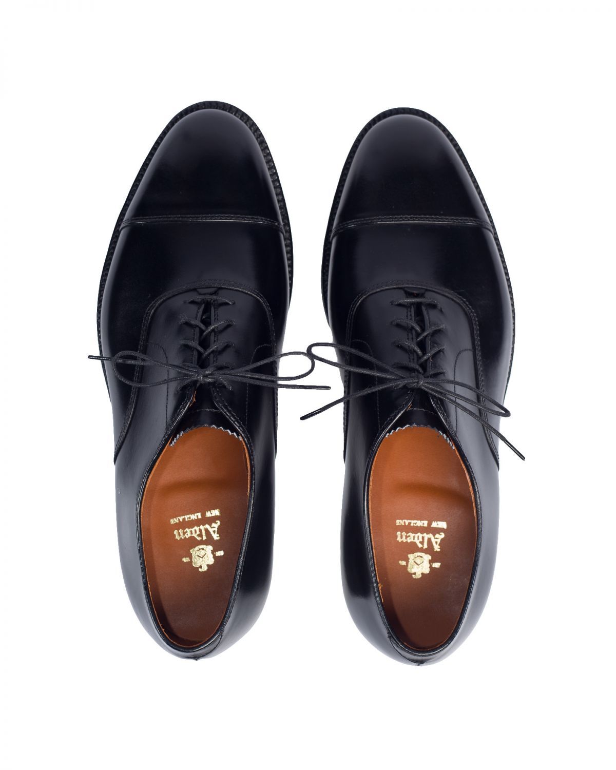 It&rsquo;s On Sale: Alden, Loake, and Quoddy Shoes