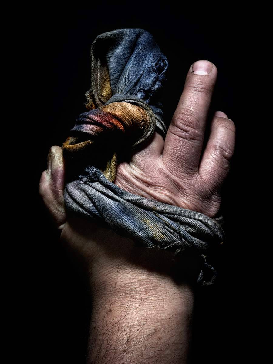 The Stories and Hands of Shoe Shiners