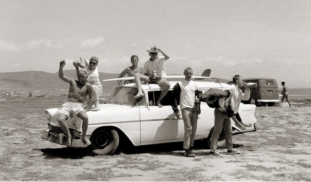 On 1960s surfer style