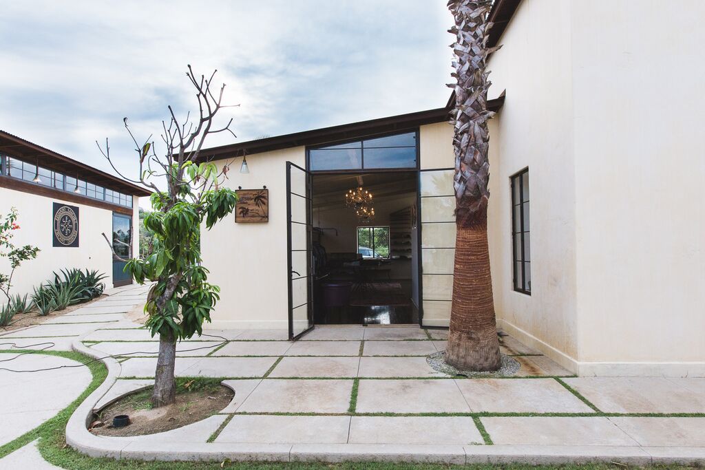 ¿Qué Onda, Kiya? Self Edge Opens in San José del Cabo