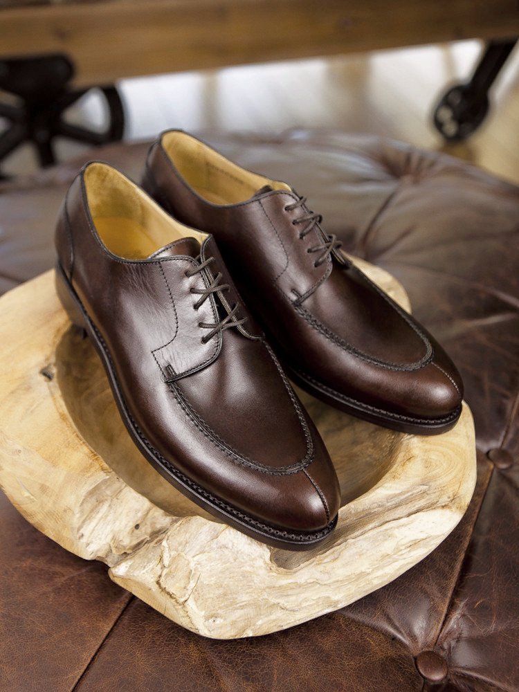 It’s On Sale: Bow Tie Shoes