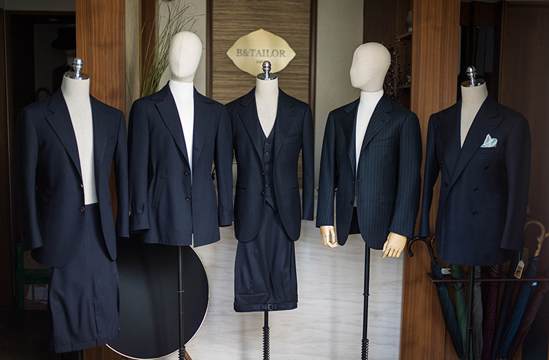 The Advantage of Simple Colors