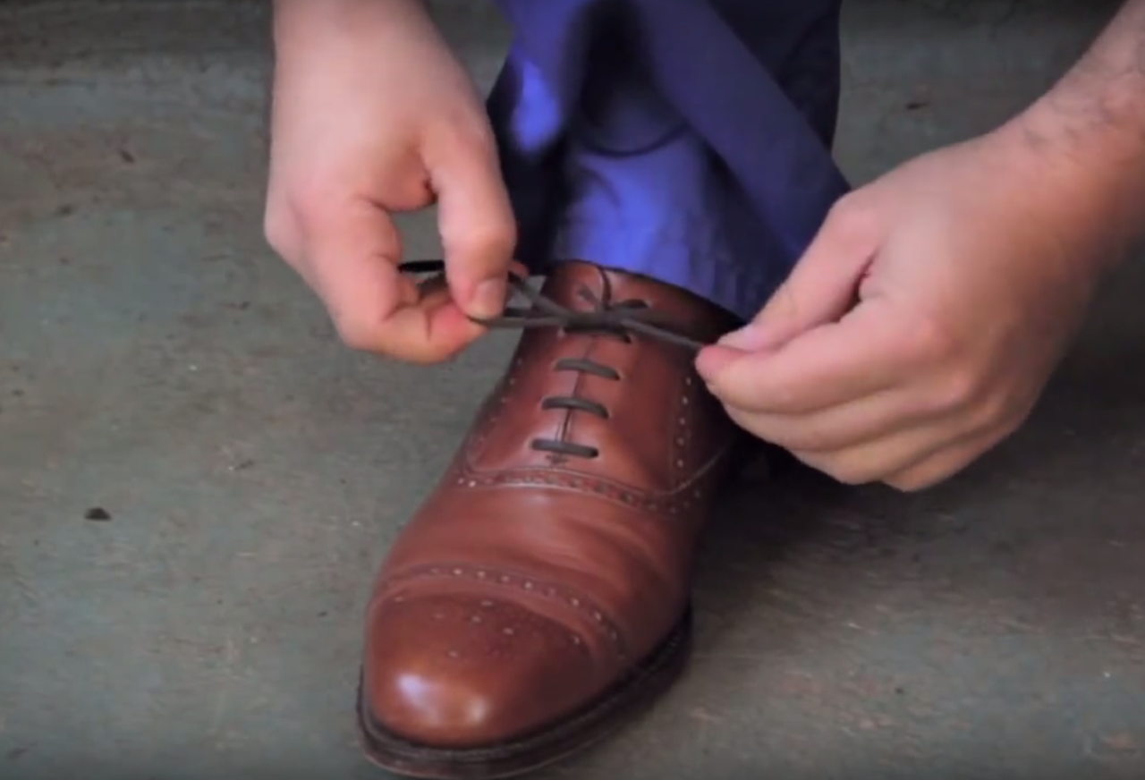 Why Your Shoelaces Keep Coming Undone