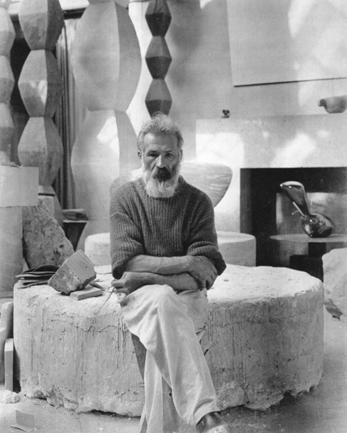 How to Wear Baggy Pants Again